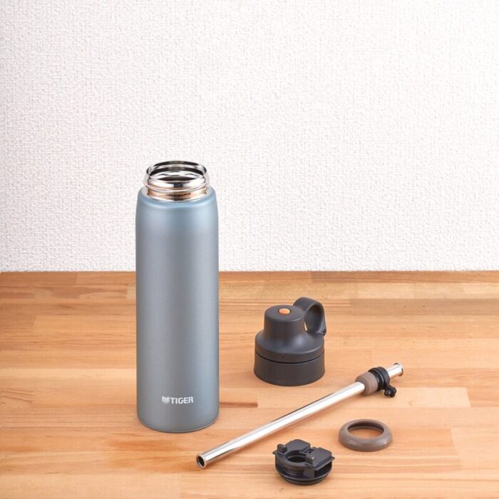 500ml vacuum insulated stainless steel straw bottle mcs a050 af 240923022915 1