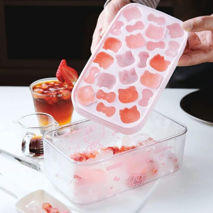 chefmade hello kitty ice cube tray with lid and bin 1898cm kt7110 240816044358 2