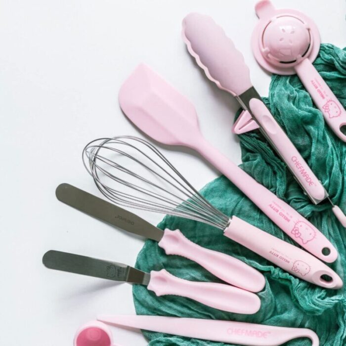 chefmade ss whisk with plastic handle l295cm pink hello kitty 1898cm kt7007 240801102630 4