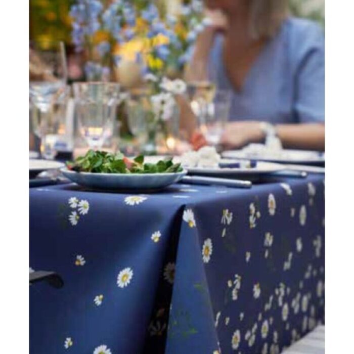 tablecover 138x220cm pretty daisy blue 240918013043 1